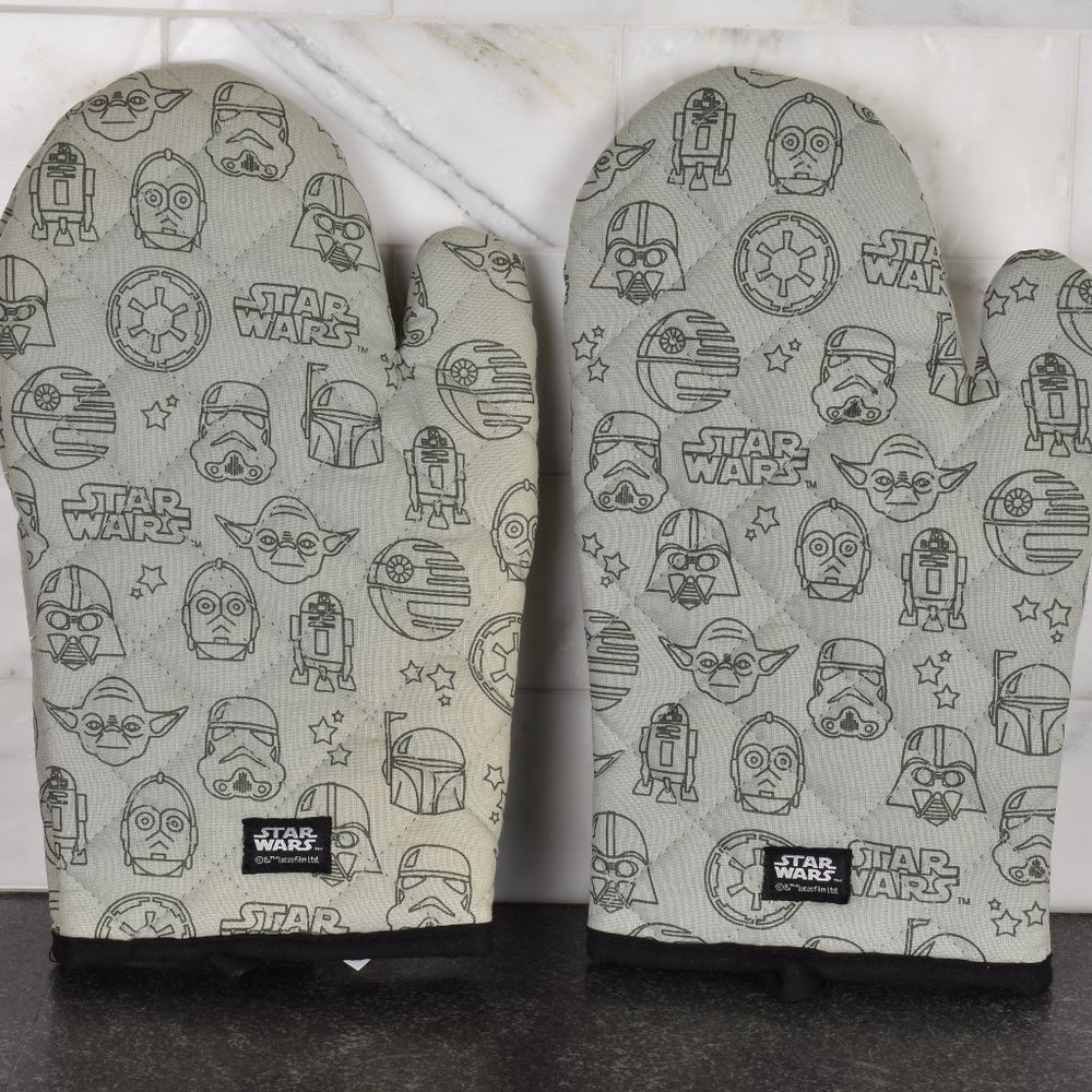 Star Wars Icons Oven Mitt-Set of 2